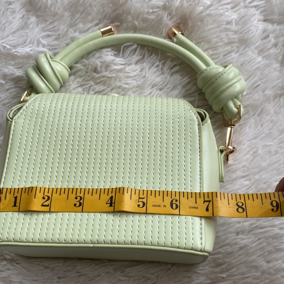 Lime green cute hand bag - Picture 6 of 9